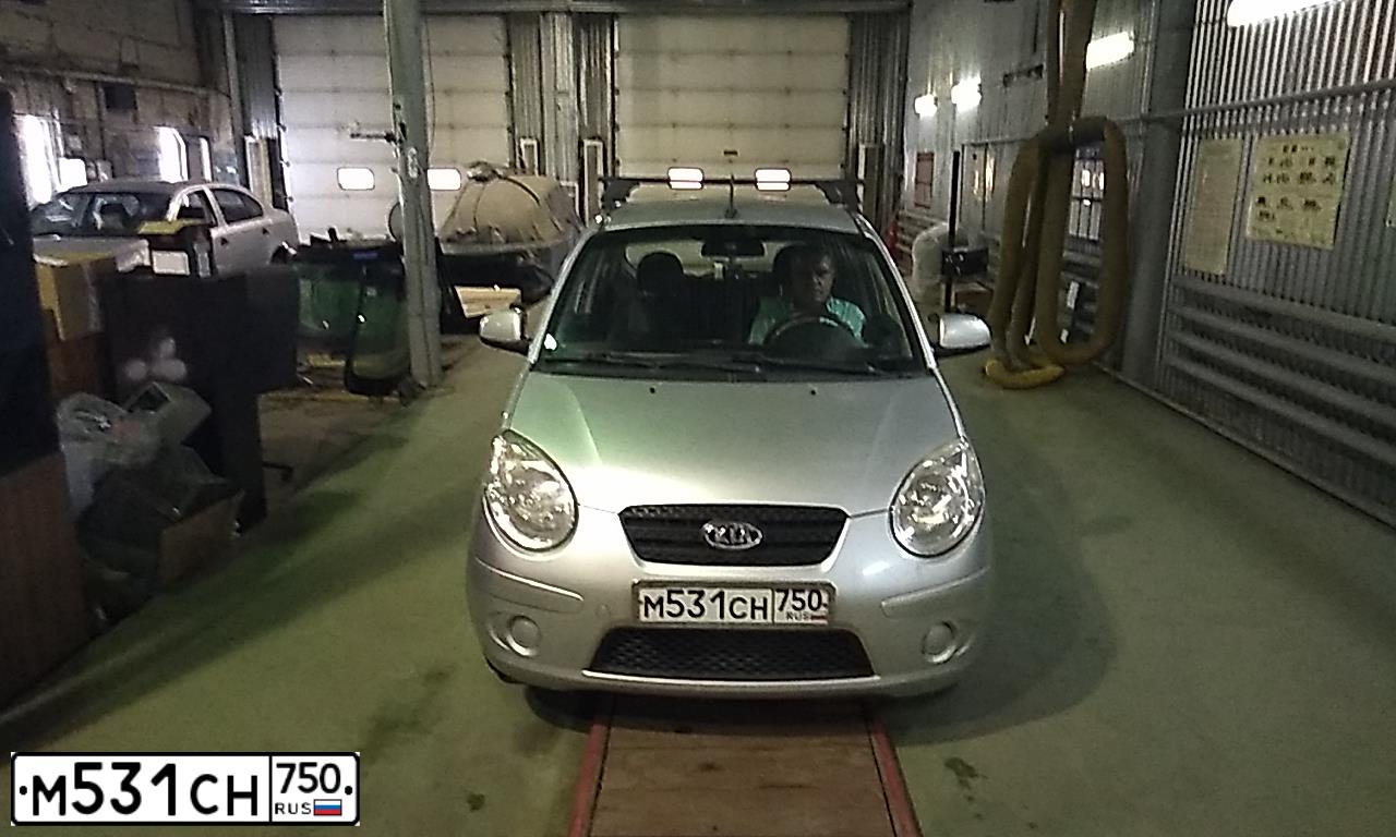 Фото автомобиля KIA PICANTO / MORNING, 2010 — госномер М531СН750. Цвет: СЕРЕБРИСТЫЙ