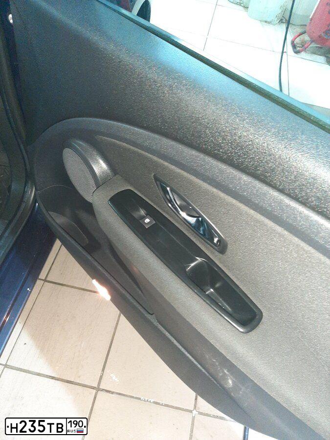 Фото автомобиля TOYOTA CAMRY, 2007 — госномер Н235ТВ190. Цвет: СЕРЫЙ