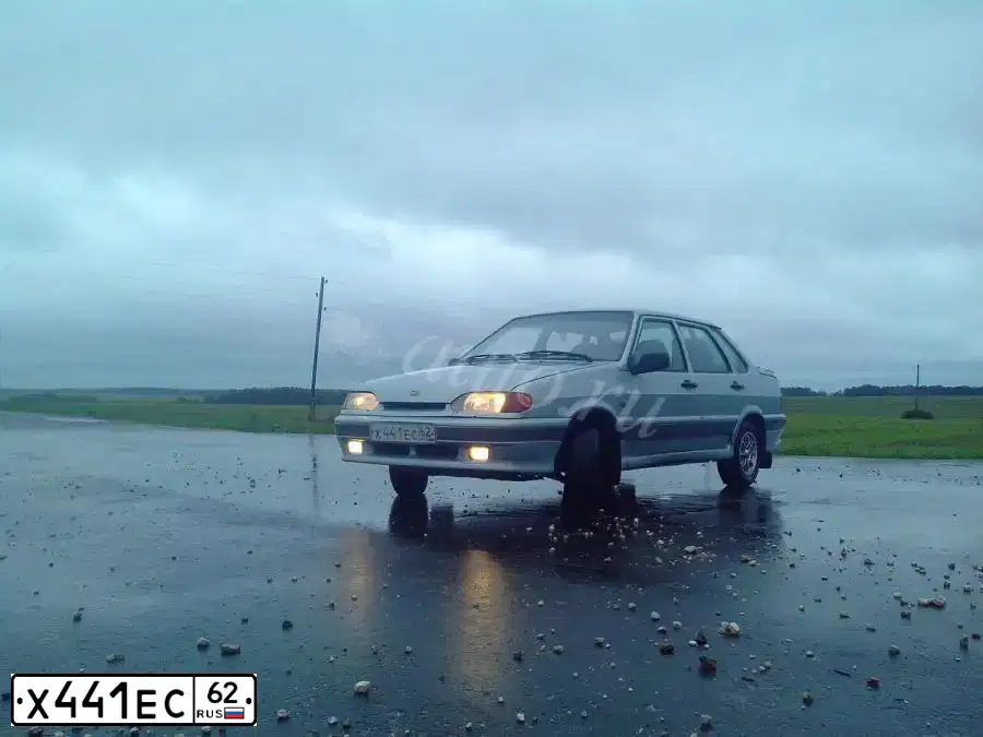 Фото автомобиля LADA 2115 SAMARA, 2004 — госномер С403ЕА181. Цвет: Серебристо-Желтый