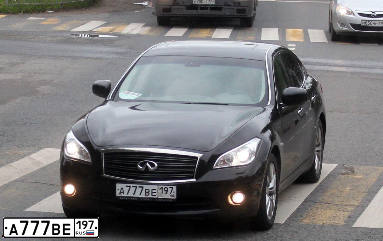 Фото автомобиля NISSAN TEANA, 2008 — госномер М795ОХ799. Цвет: ЧЕРНЫЙ