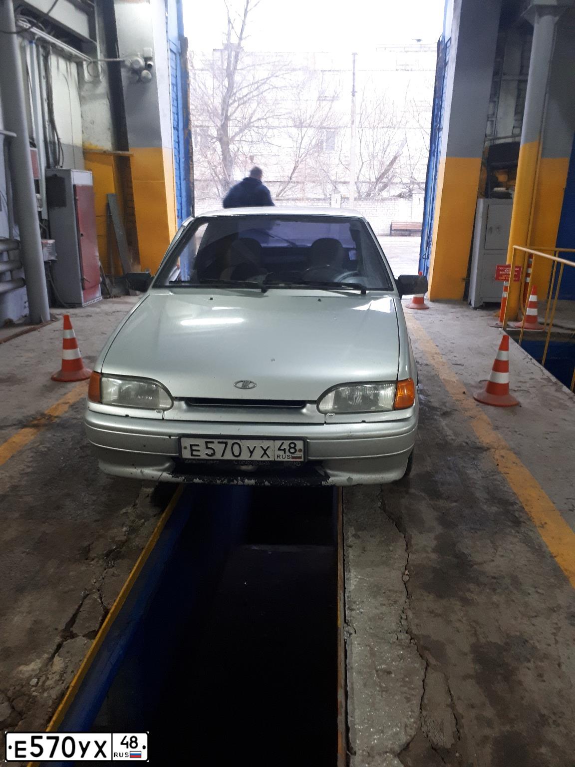 Фото автомобиля LADA 2113, 2008 — госномер У766СА48