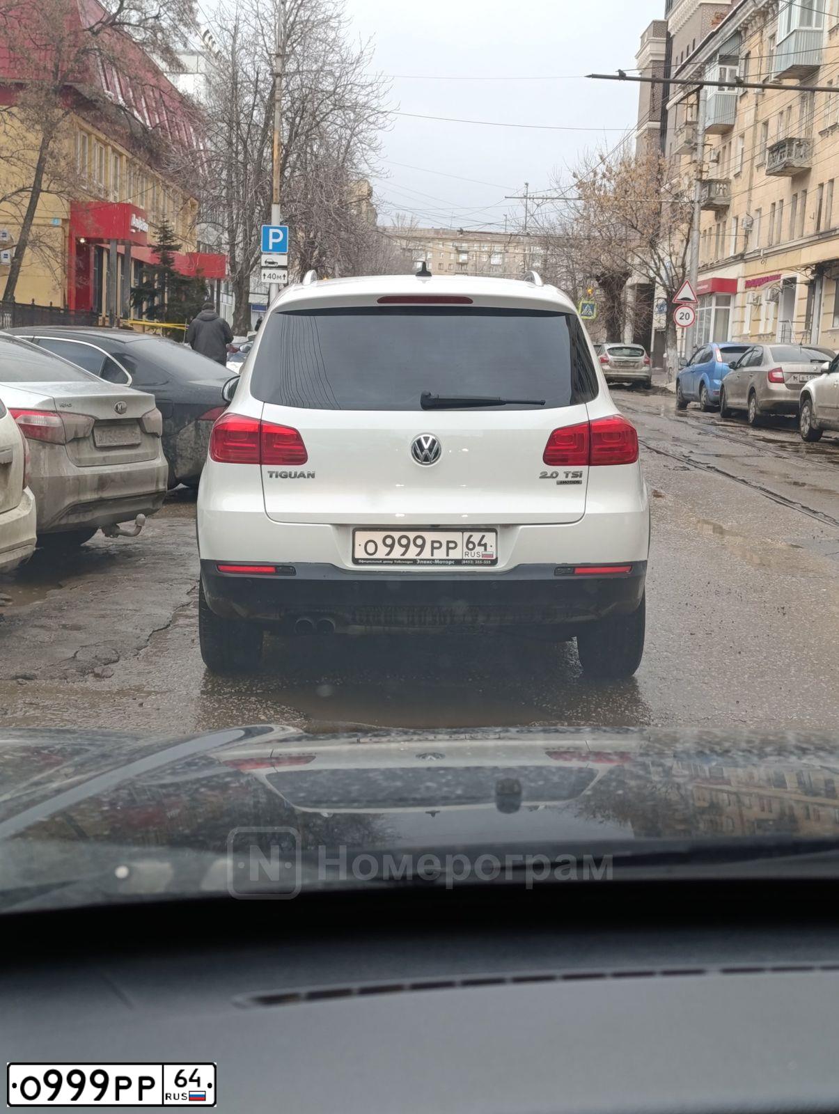 Фото автомобиля HONDA CR-V, 2007 — госномер О999РР64. Цвет: ТЕМНО СЕРЫЙ