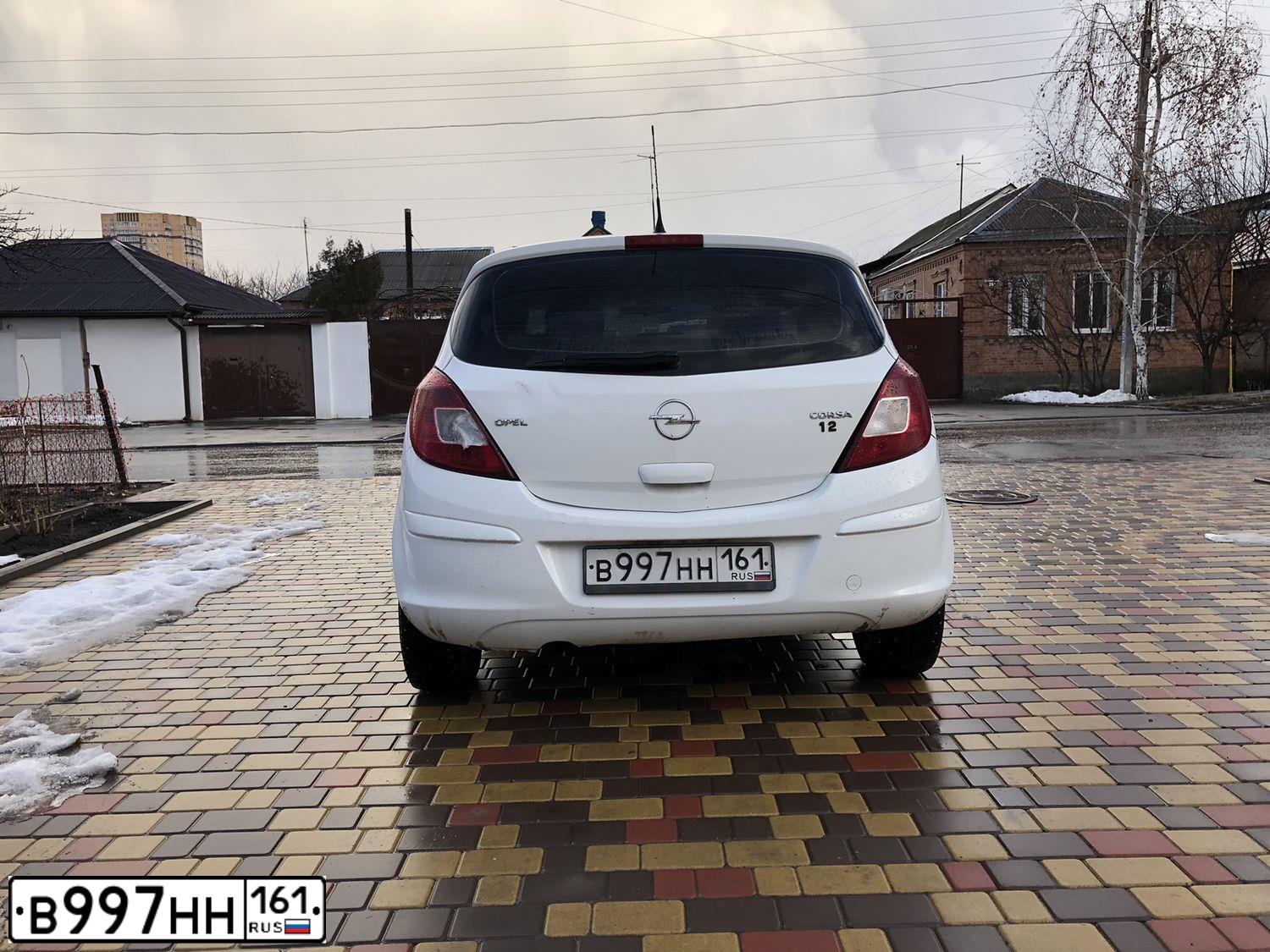 Фото автомобиля OPEL CORSA, 2007 — госномер В997НН161. Цвет: Белый