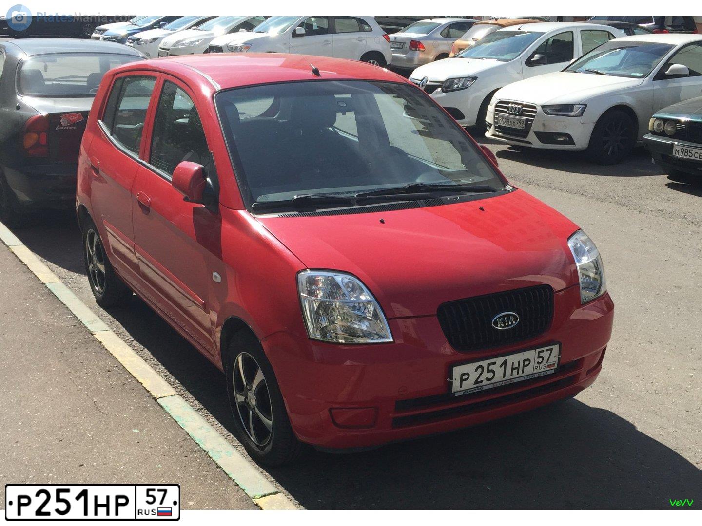 Фото автомобиля KIA PICANTO / MORNING, 2007 — госномер У328ТО152. Цвет: АЛЫЙ