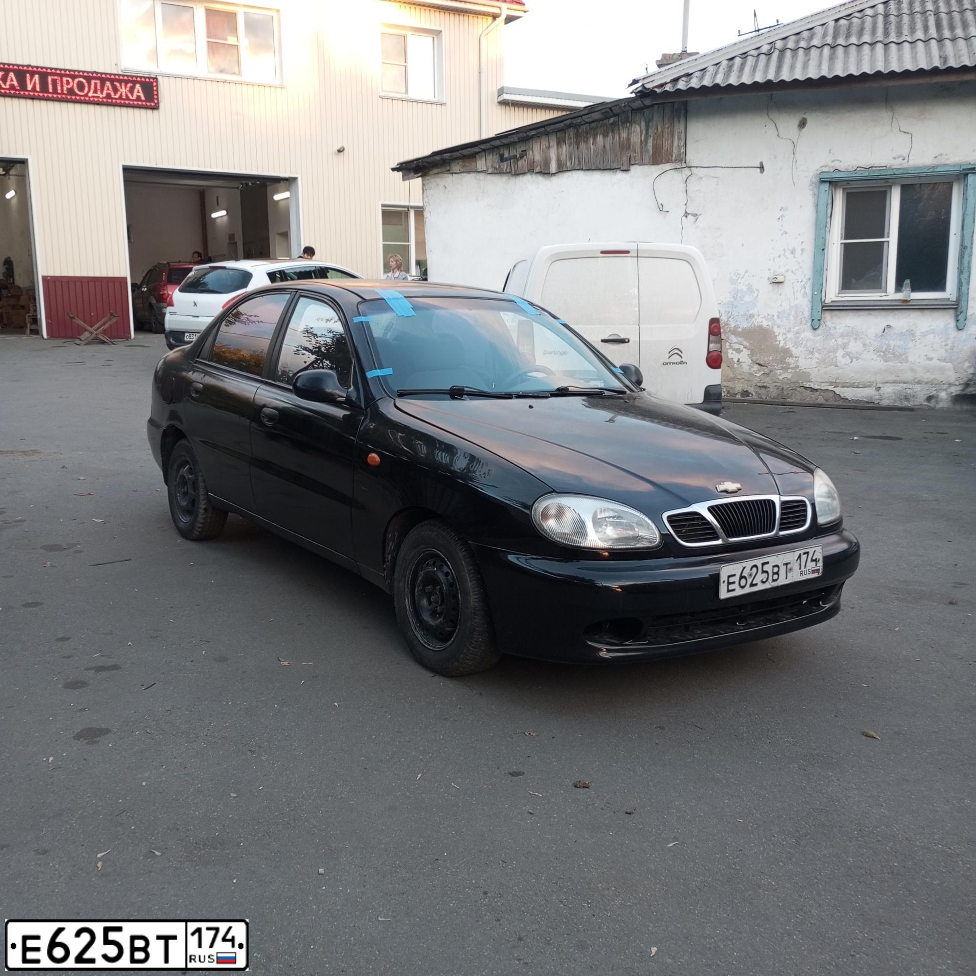 Фото автомобиля ZAZ LANOS, 2006 — госномер Е625ВТ174. Цвет: ЧЕРНЫЙ