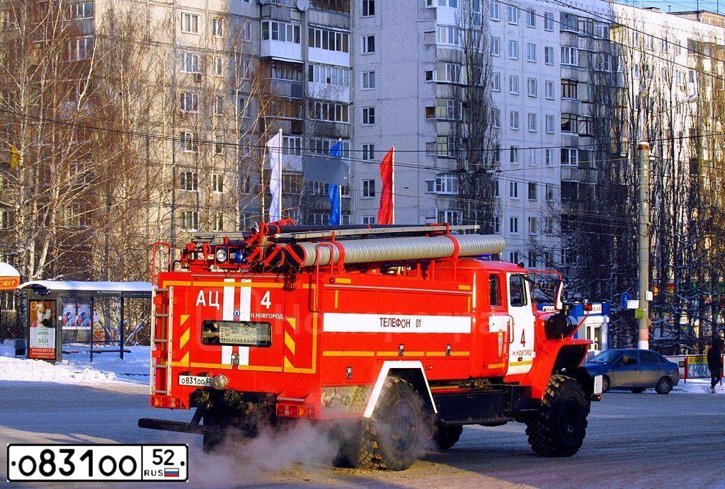 Фото автомобиля GAZ 3110 WOLGA, 1997. Цвет: СЕРО-БЕЛЫЙ