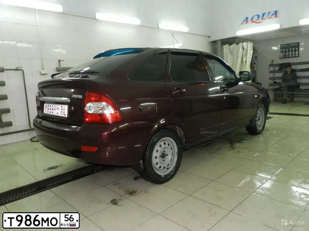 Фото автомобиля VOLKSWAGEN GOLF, 2012 — госномер О323КЕ193. Цвет: СЕРЕБРИСТО-ЖЕЛТЫЙ
