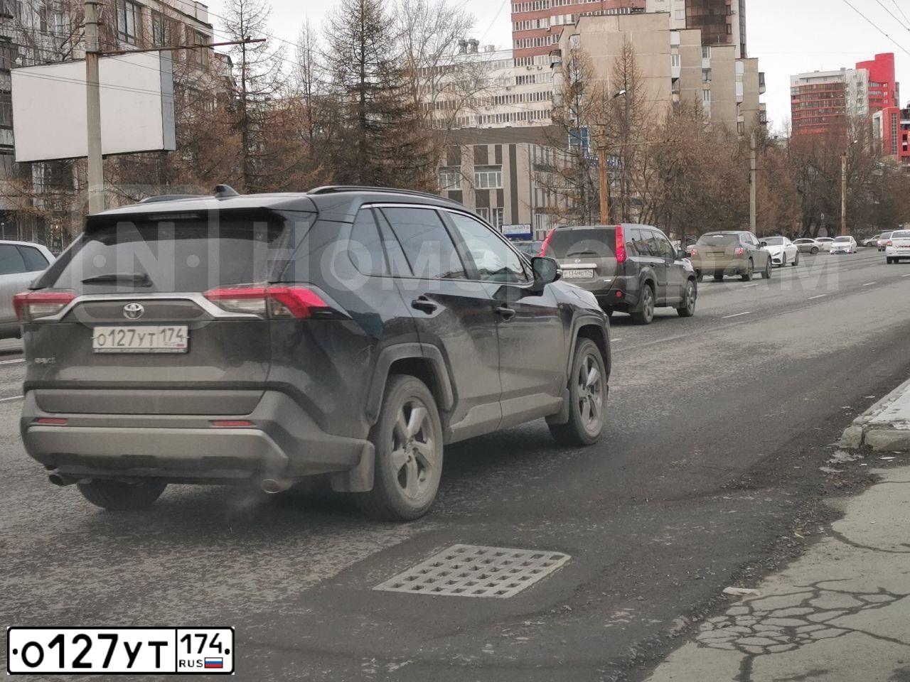 Фото автомобиля TOYOTA RAV4, 2019 — госномер Р646РР40. Цвет: ЧЕРНЫЙ
