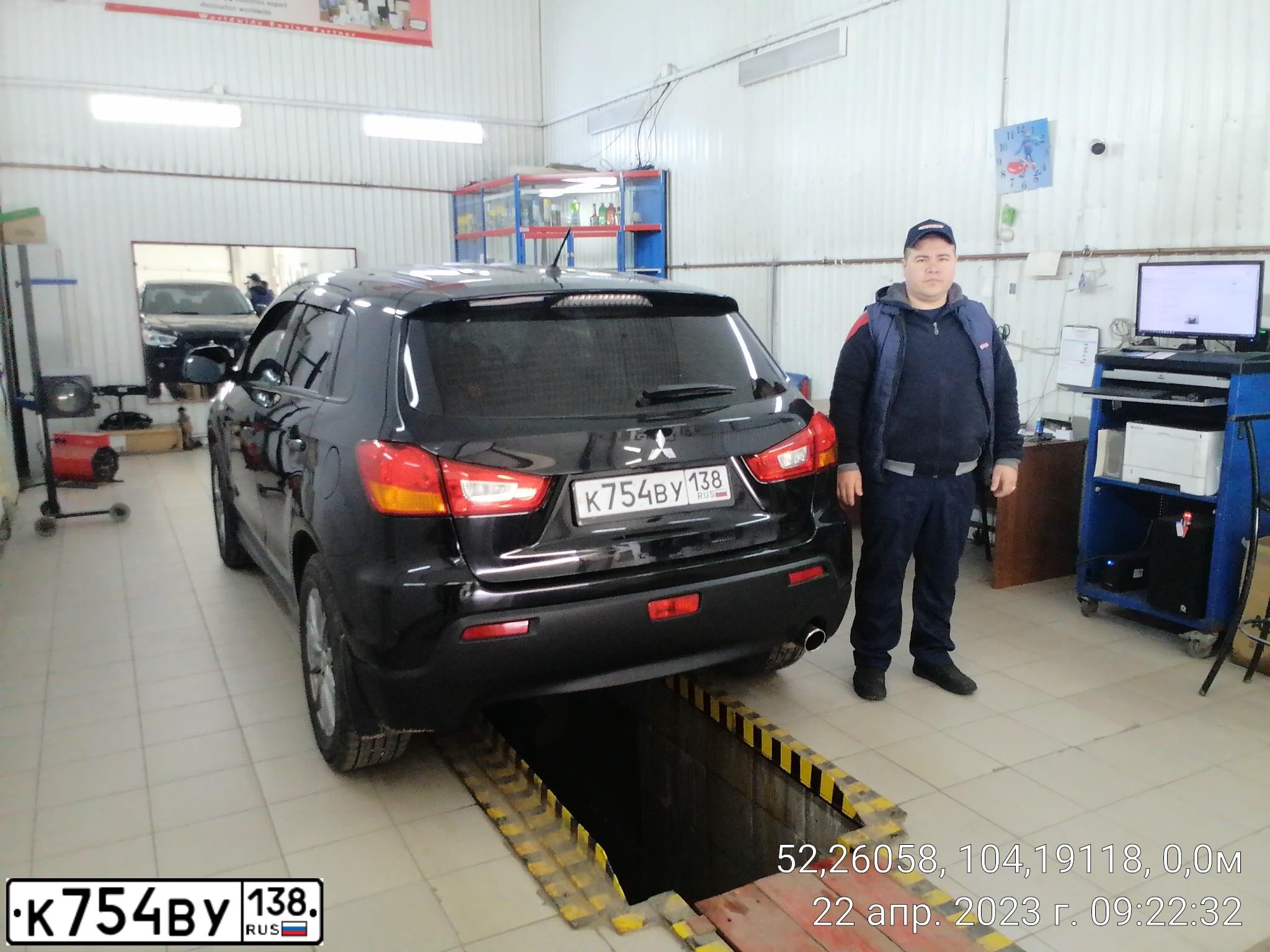 Фото автомобиля MITSUBISHI ASX, 2010 — госномер К754ВУ138. Цвет: ЧЕРНЫЙ