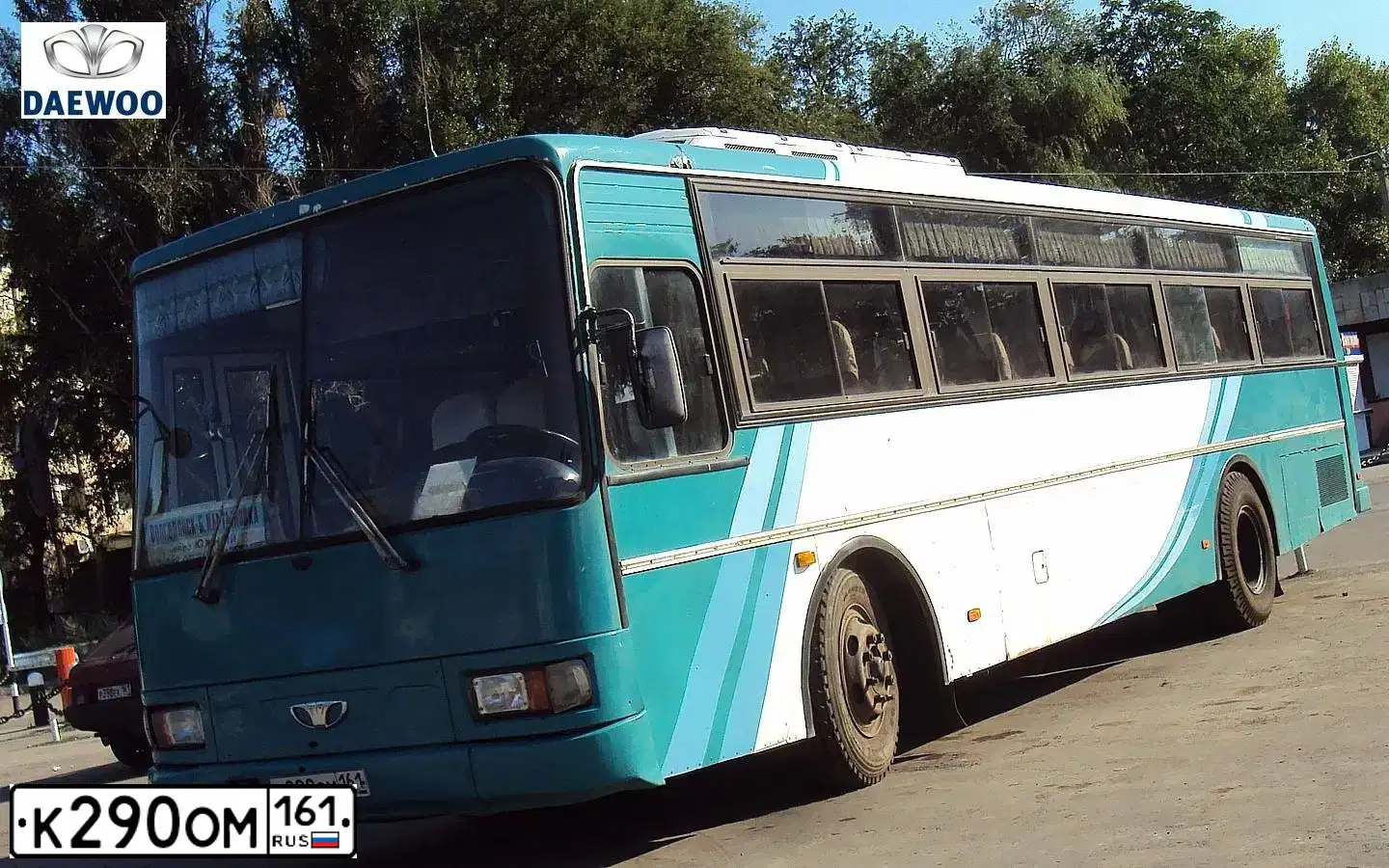 Фото автомобиля ДЭУ BS 106 Р, 1999 — госномер К290ОМ161. Цвет: ЗЕЛЕНО-БЕЛЫЙ 