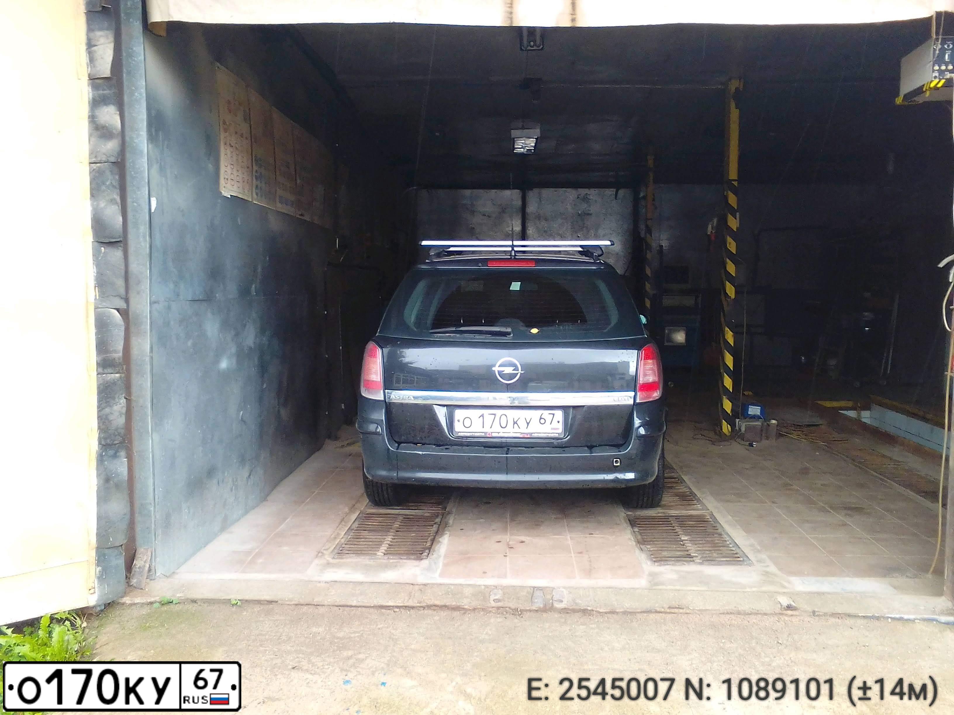 Фото автомобиля OPEL ASTRA, 2007 — госномер Х143ОВ67. Цвет: ЧЕРНЫЙ