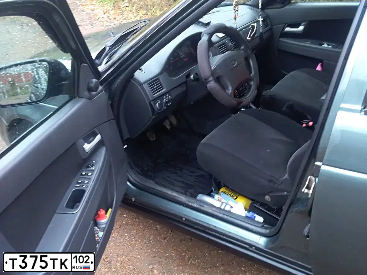 Фото автомобиля LADA 2172 PRIORA, 2011 — госномер Т375ТК102. Цвет: СЕРО-СИНЕ-ЗЕЛЕНЫЙ