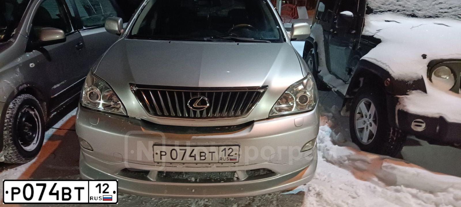 Фото автомобиля LEXUS RX, 2004 — госномер Р074ВТ12. Цвет: серебристый