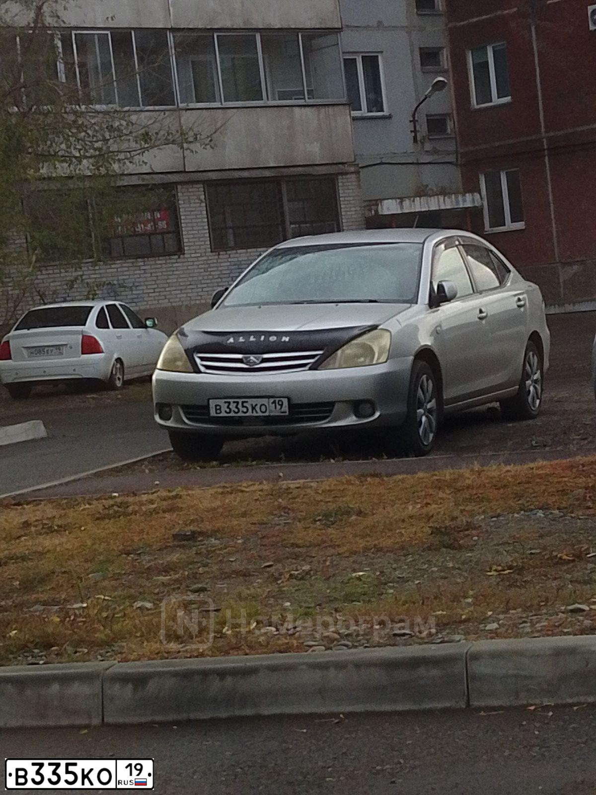 Фото автомобиля TOYOTA ALLION, 2002 — госномер С399МК19
