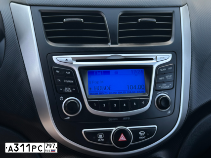 Фото автомобиля HYUNDAI SOLARIS, 2013 — госномер Н561ОЕ134