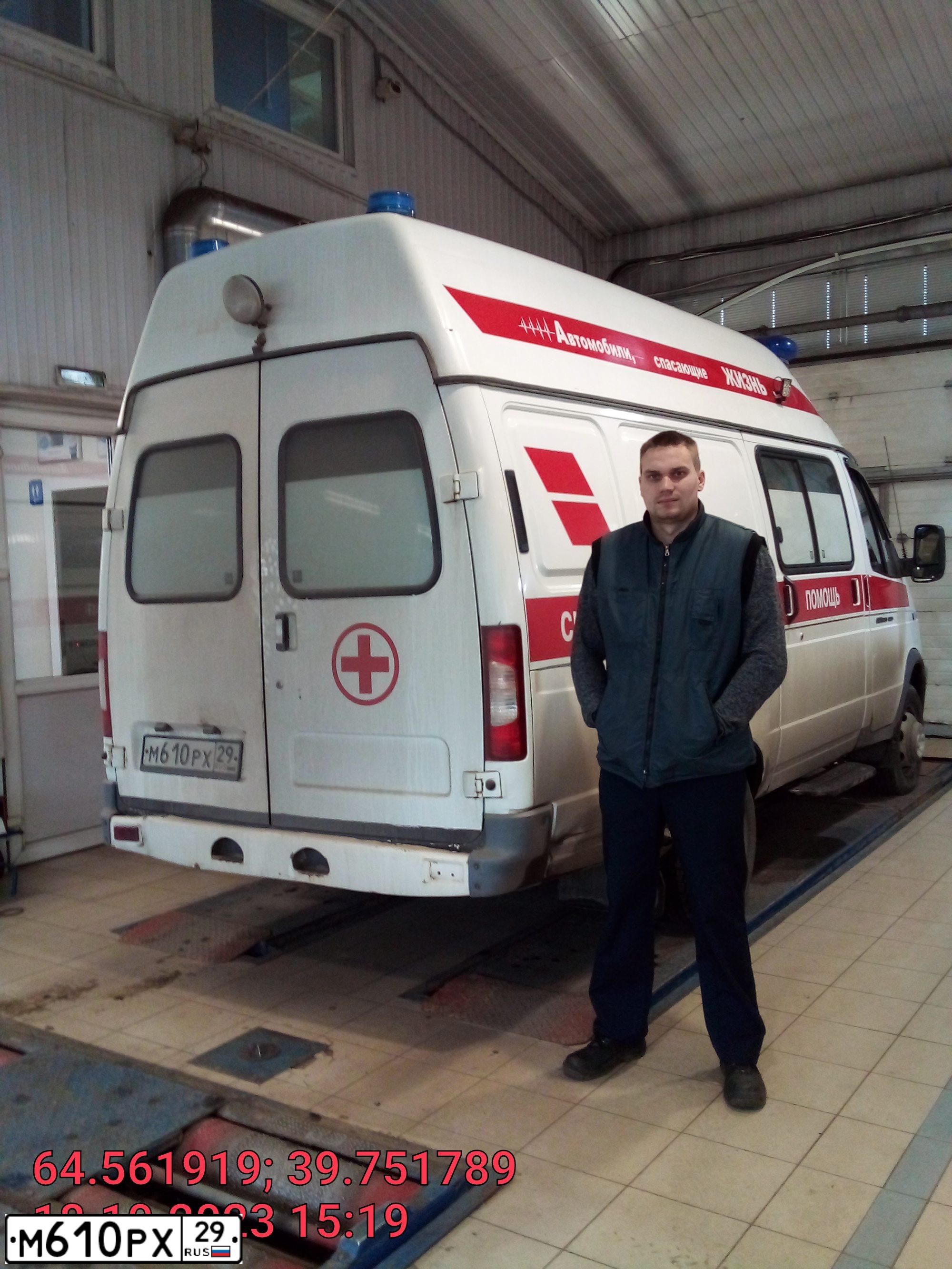 Фото автомобиля GAZ 3221 EL, 2018 — госномер М610РХ29. Цвет: ГОСТ Р50574-2002