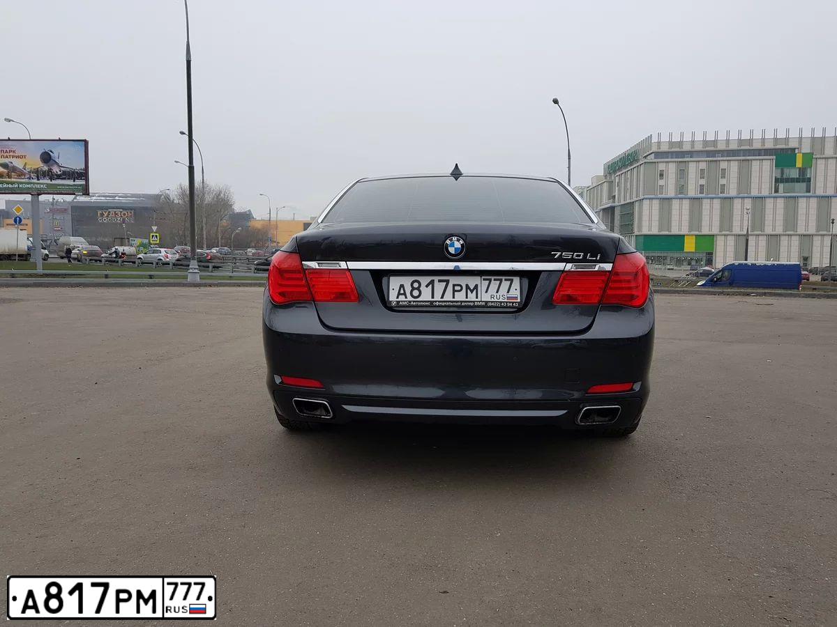 Фото автомобиля BMW 750LI, 2010 — госномер Х228МВ07. Цвет: СЕРЫЙ ТЕМНЫЙ
