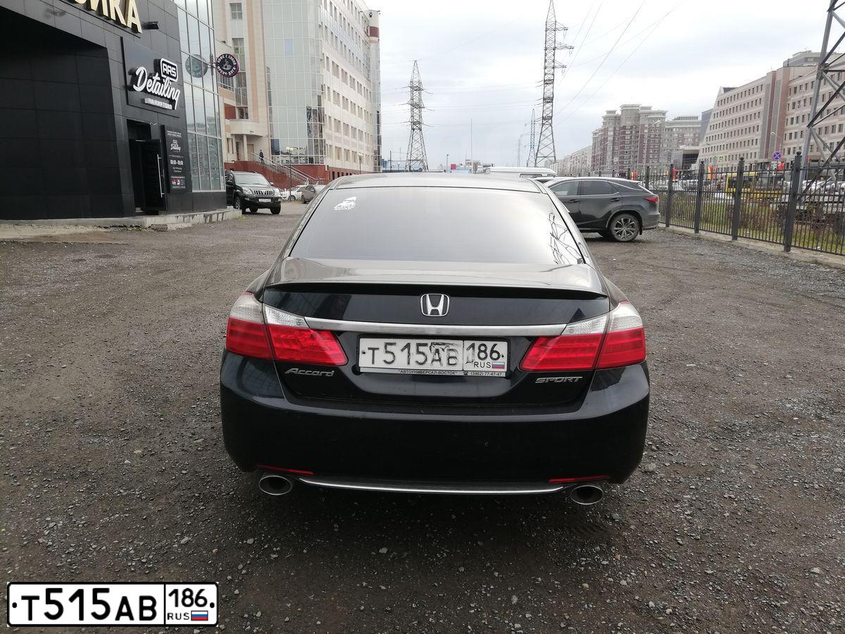 Фото автомобиля HONDA ACCORD, 2013 — госномер Т515АВ186. Цвет: ЧЕРНЫЙ
