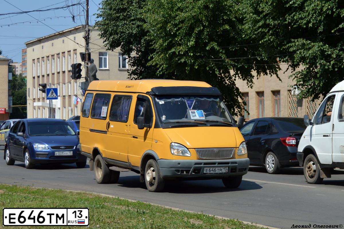 Фото автомобиля GAZ 3221 EL, 2003 — госномер Е646ТМ13. Цвет: ЗОЛОТИСТО ЖЕЛТЫЙ