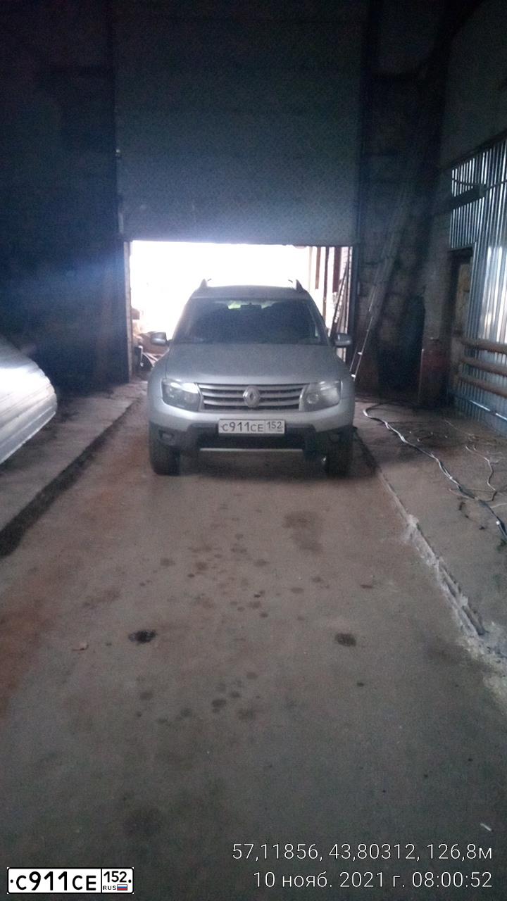 Фото автомобиля RENAULT DUSTER, 2013 — госномер С911СЕ152. Цвет: СВЕТЛО-СЕРЫЙ