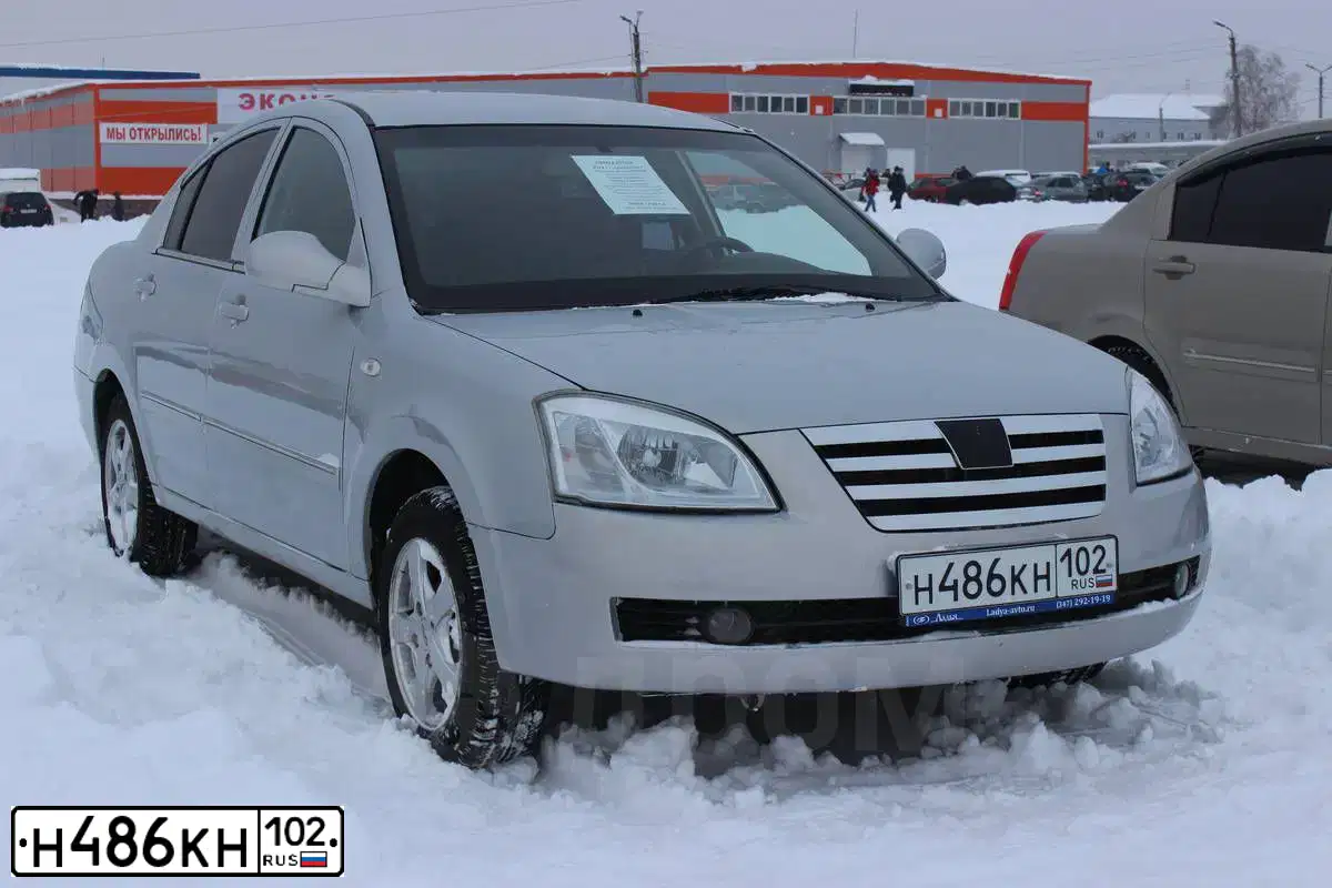 Фото автомобиля TAGAZ Z VORTEX ESTINA, 2011 — госномер Н486КН102. Цвет: СЕРЕБРИСТЫЙ