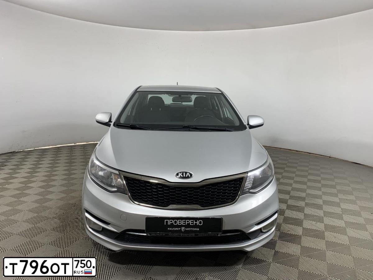 Фото автомобиля KIA RIO, 2017 — госномер А679АО550. Цвет: СЕРЕБРИСТЫЙ