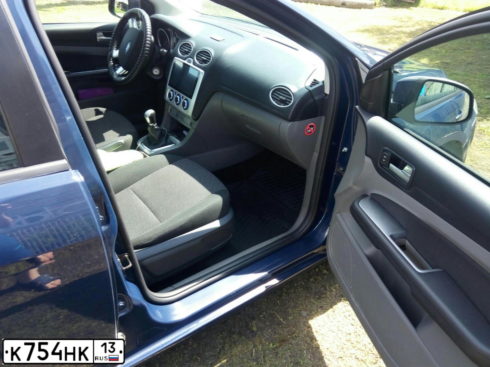 Фото автомобиля FORD FOCUS, 2011 — госномер Т326ВН96. Цвет: КРАСНЫЙ