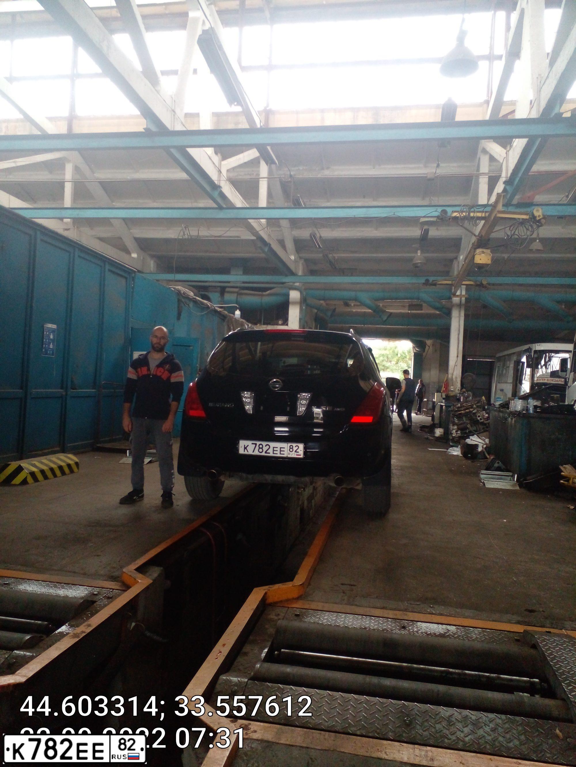 Фото автомобиля NISSAN MURANO, 2004 — госномер В606КТ92. Цвет: ЧЕРНЫЙ
