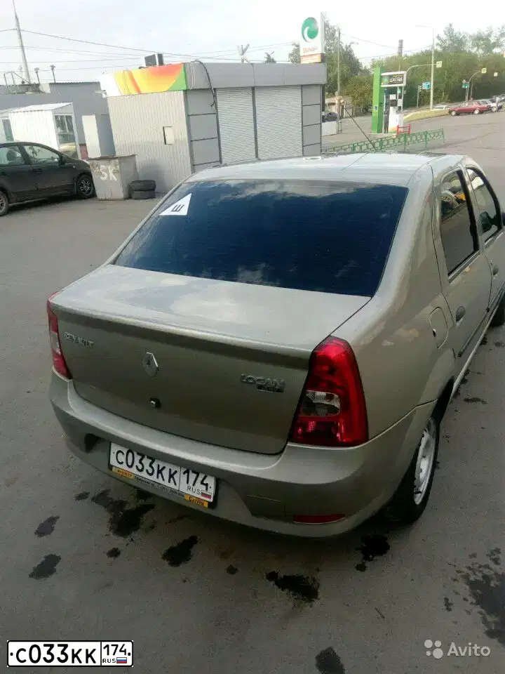 Фото автомобиля RENAULT LOGAN, 2011 — госномер С033КК174. Цвет: БЕЖЕВЫЙ