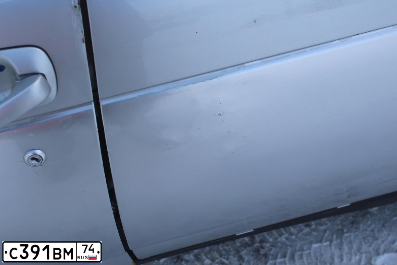 Фото автомобиля LADA 2110, 2005 — госномер М812КЕ774