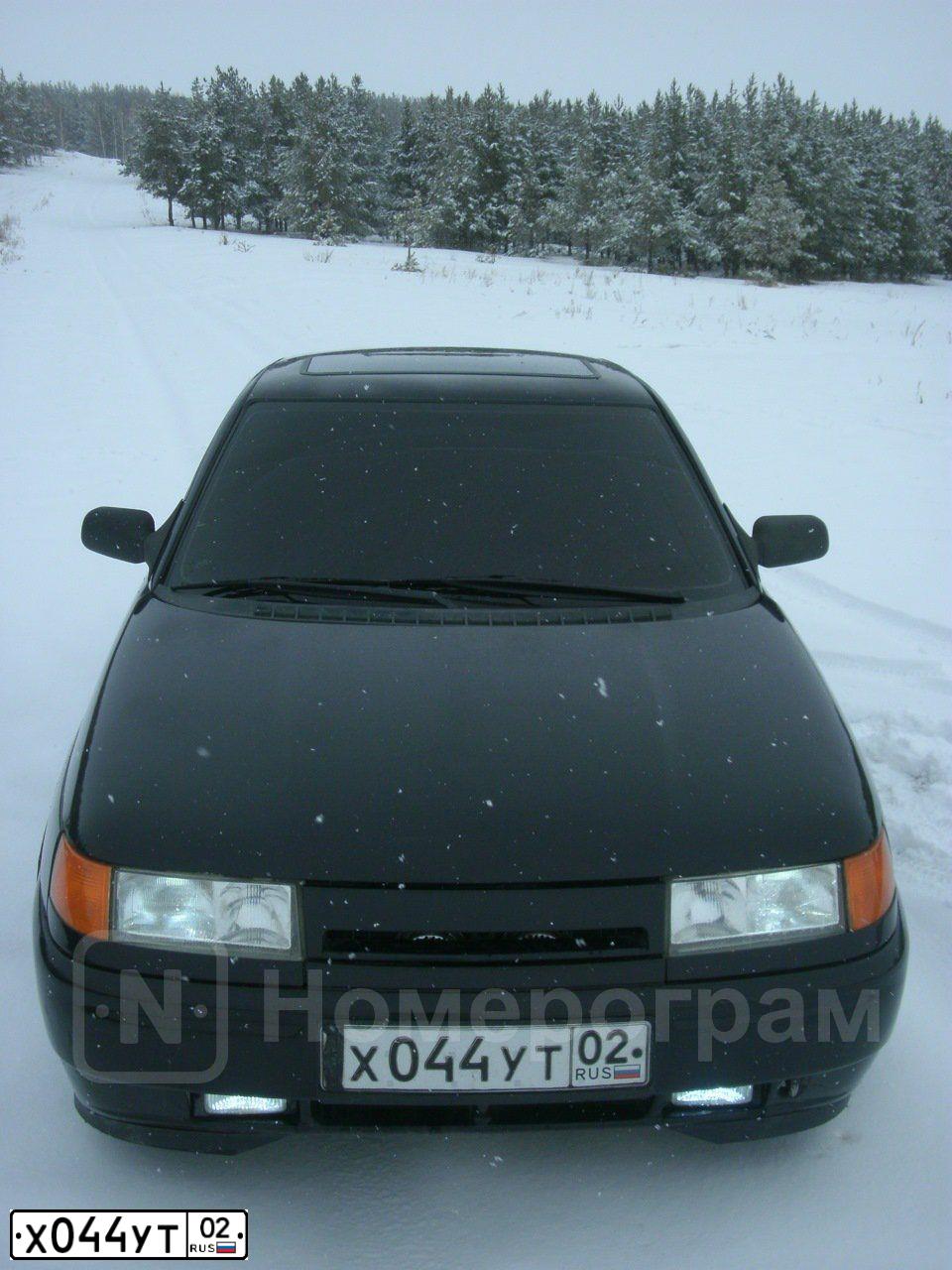 Фото автомобиля LADA 2110 LADA, 1998 — госномер Х044УТ02. Цвет: СЕРЕБРИСТО-ЧЕРНЫЙ