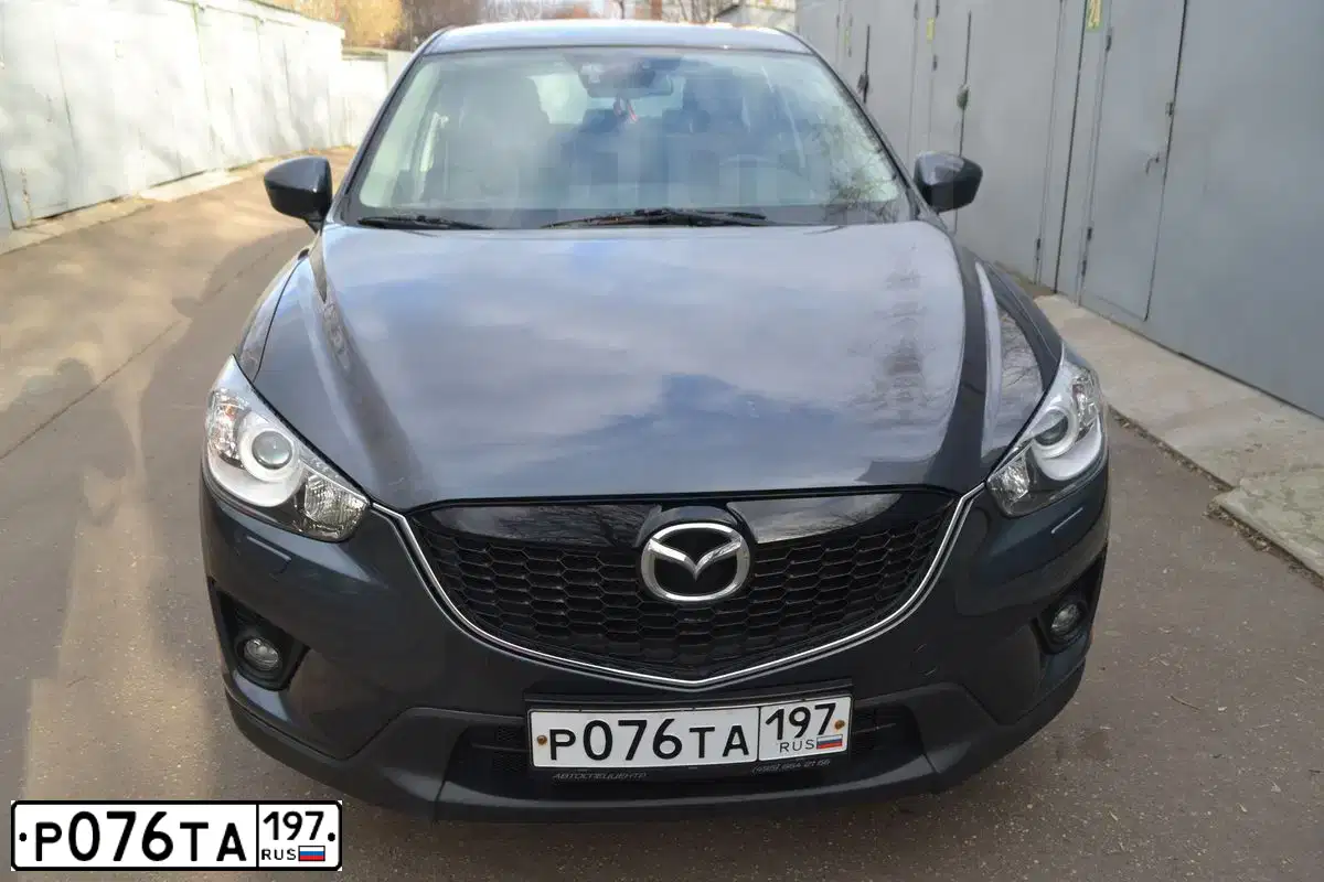Фото автомобиля MAZDA CX-5, 2011 — госномер Р076ТА197. Цвет: СЕРЫЙ