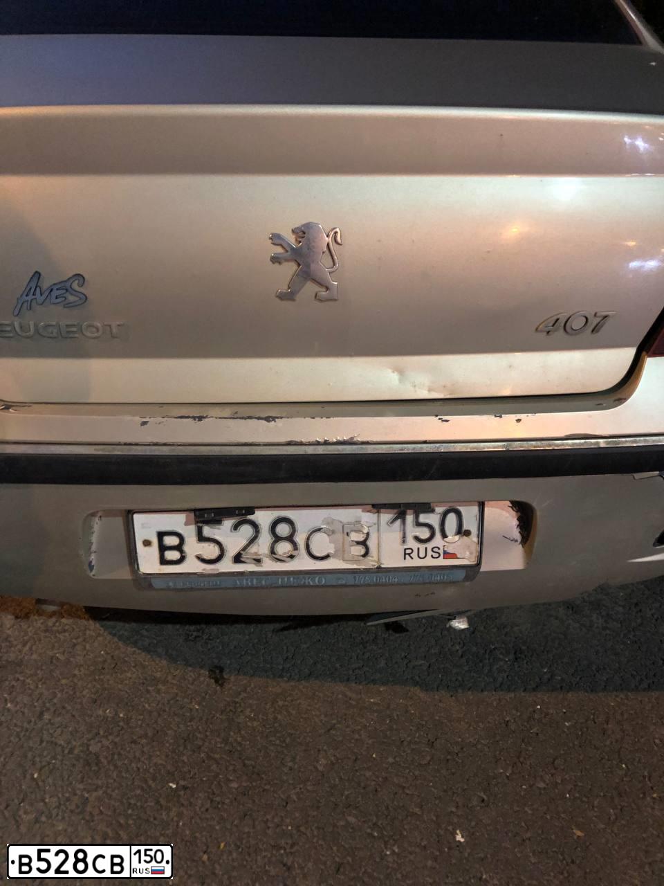 Фото автомобиля PEUGEOT 407, 2006 — госномер В528СВ150. Цвет: СЕРЫЙ СВЕТЛЫЙ