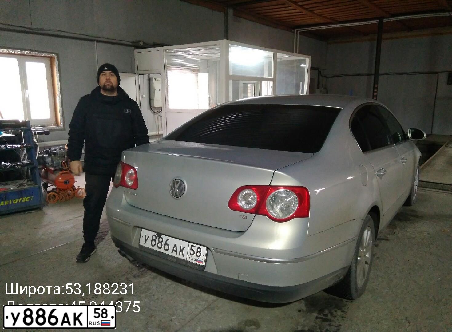 Фото автомобиля VOLKSWAGEN PASSAT, 2010 — госномер М822ММ58. Цвет: СЕРЕБРИСТО-ЖЕЛТЫЙ