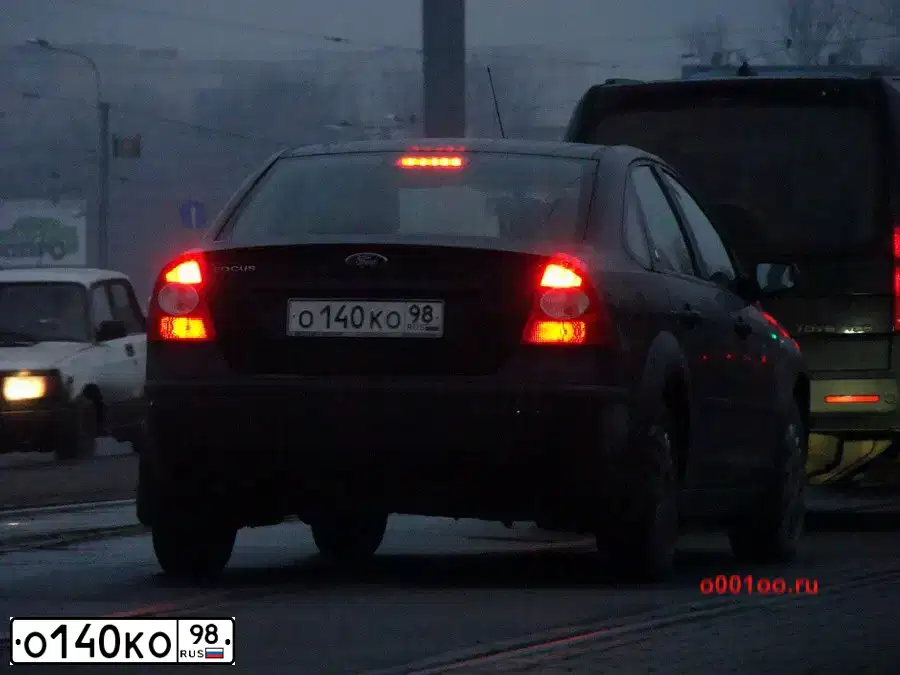 Фото автомобиля FORD MONDEO, 2008 — госномер О140КО98. Цвет: ЧЕРНЫЙ