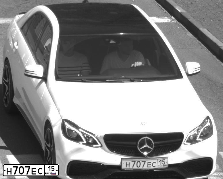 Фото автомобиля MERCEDES E-KLASSE, 2013 — госномер А444КК64. Цвет: Белый