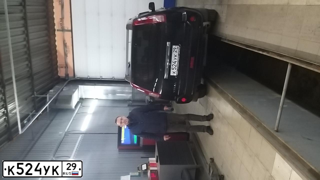 Фото автомобиля NISSAN X-TRAIL, 2006 — госномер К524УК29. Цвет: ЧЕРНЫЙ
