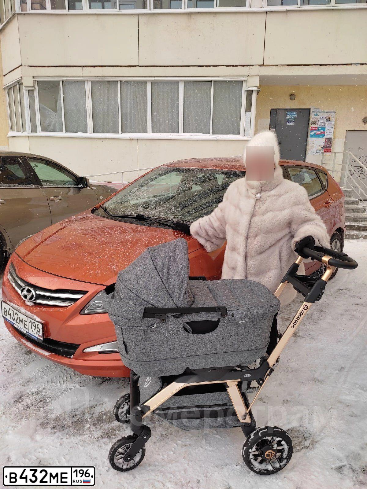 Фото автомобиля HYUNDAI SOLARIS, 2015 — госномер В432МЕ196. Цвет: ОРАНЖЕВЫЙ