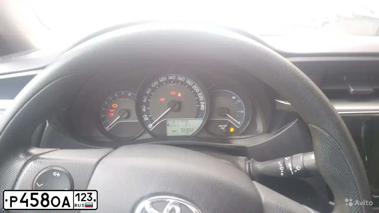 Фото автомобиля TOYOTA COROLLA, 2014 — госномер М648КВ761