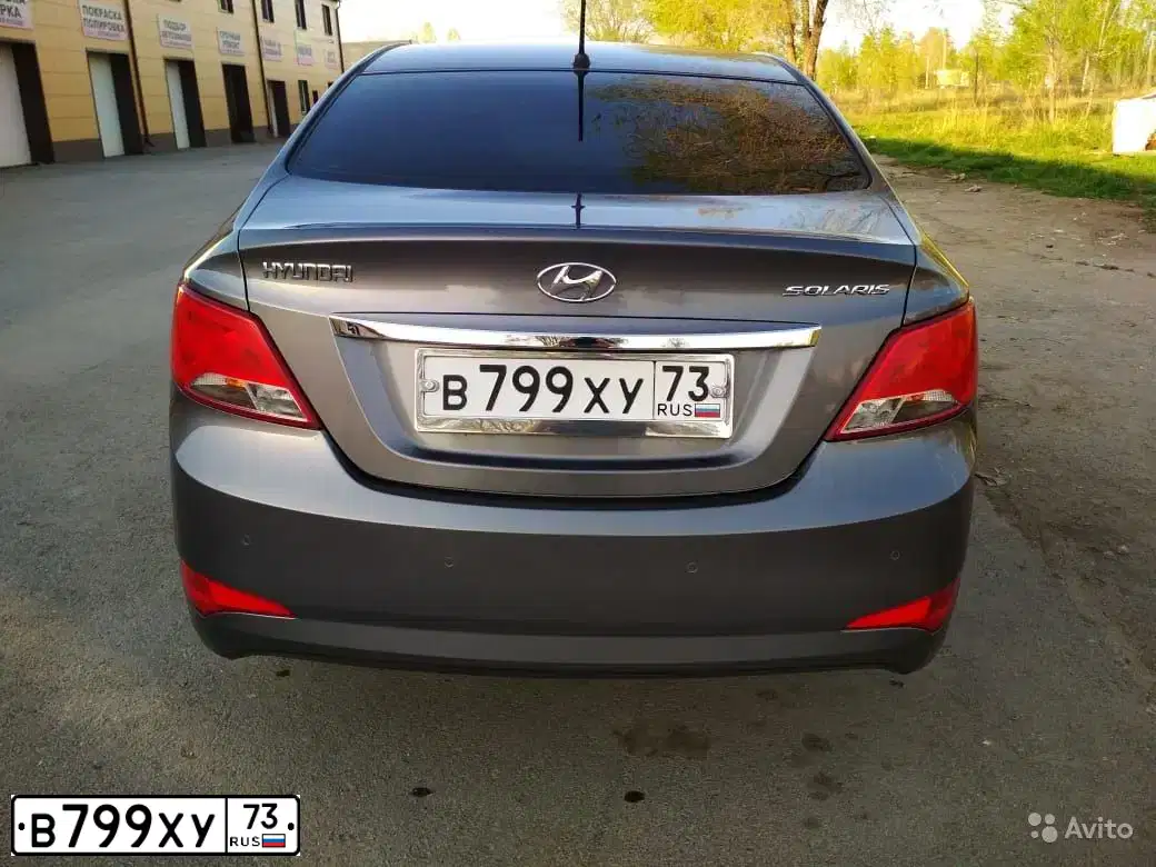 Фото автомобиля HYUNDAI SOLARIS, 2014 — госномер В799ХУ73. Цвет: ТЕМНО-СЕРЫЙ