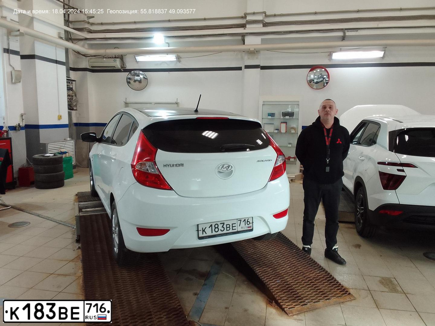 Фото автомобиля HYUNDAI SOLARIS, 2014 — госномер К183ВЕ716. Цвет: БЕЛЫЙ-ЧЕРНЫЙ