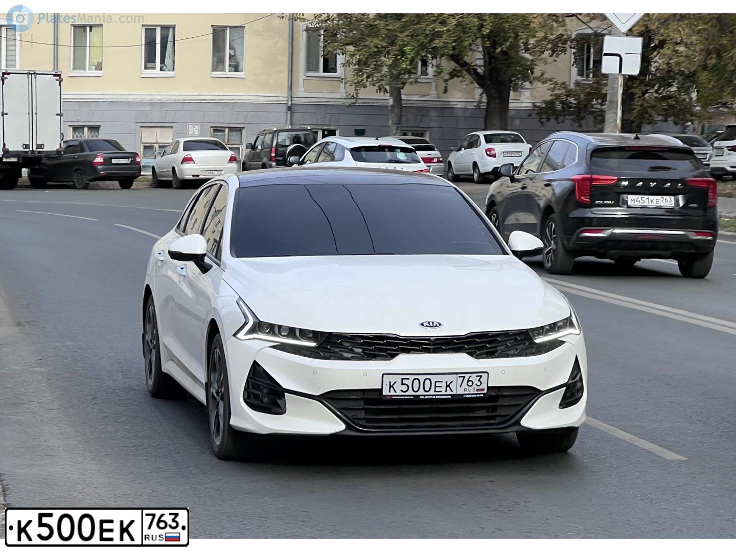 Фото автомобиля KIA OPTIMA, 2021 — госномер Р951АО763. Цвет: Белый