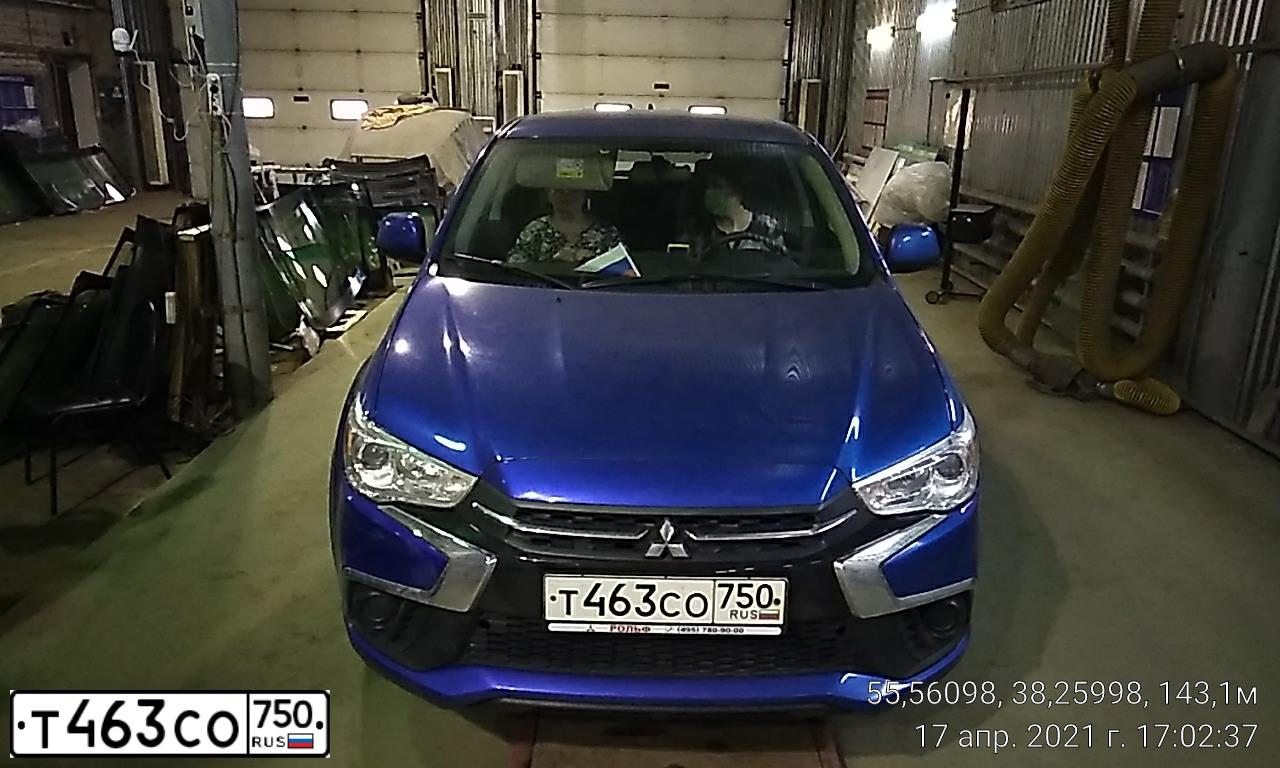 Фото автомобиля MITSUBISHI ASX, 2017 — госномер О900НМ797. Цвет: синий