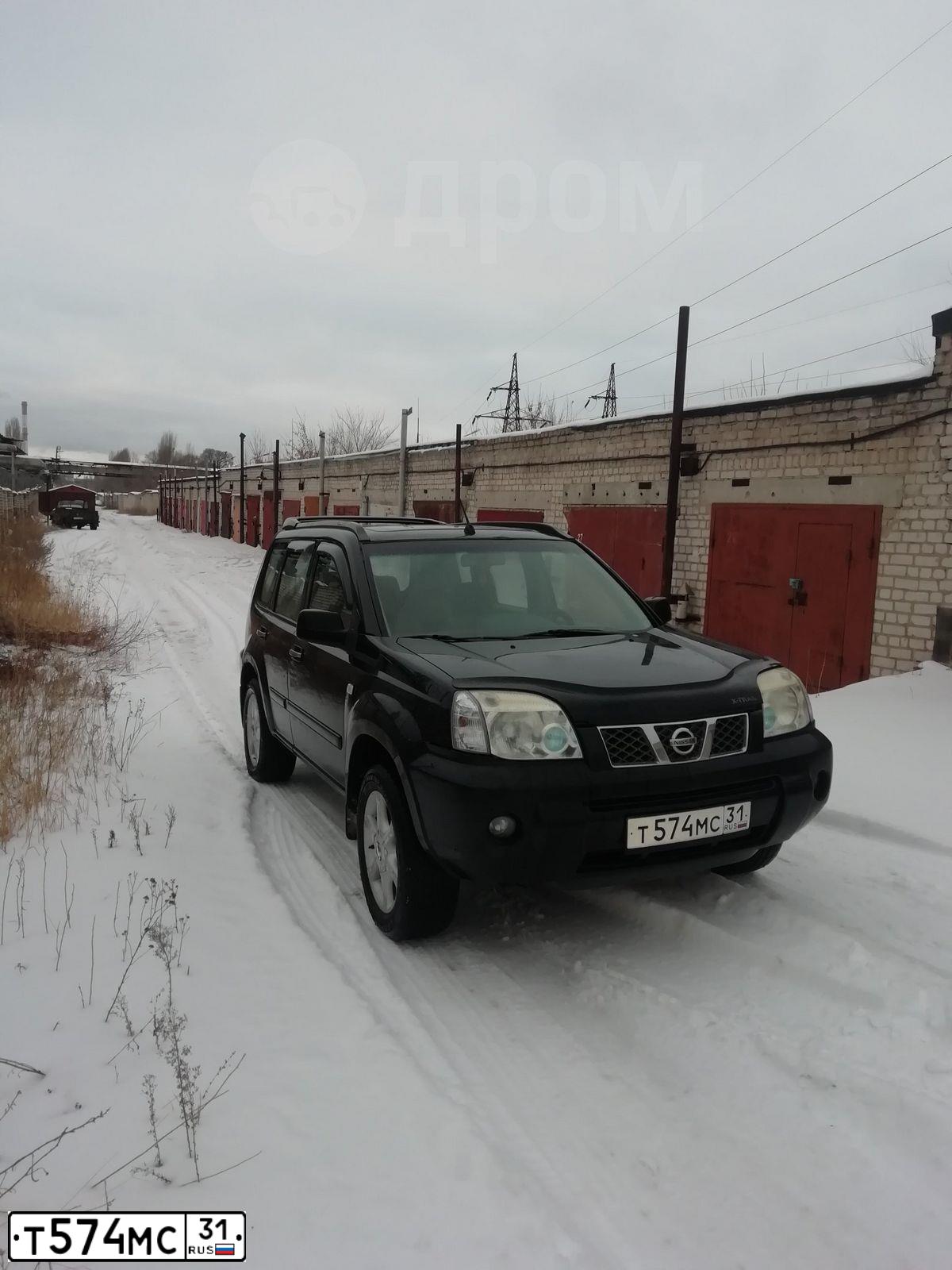 Фото автомобиля NISSAN X-TRAIL, 2004 — госномер Е897ХО178. Цвет: ЧЕРНЫЙ