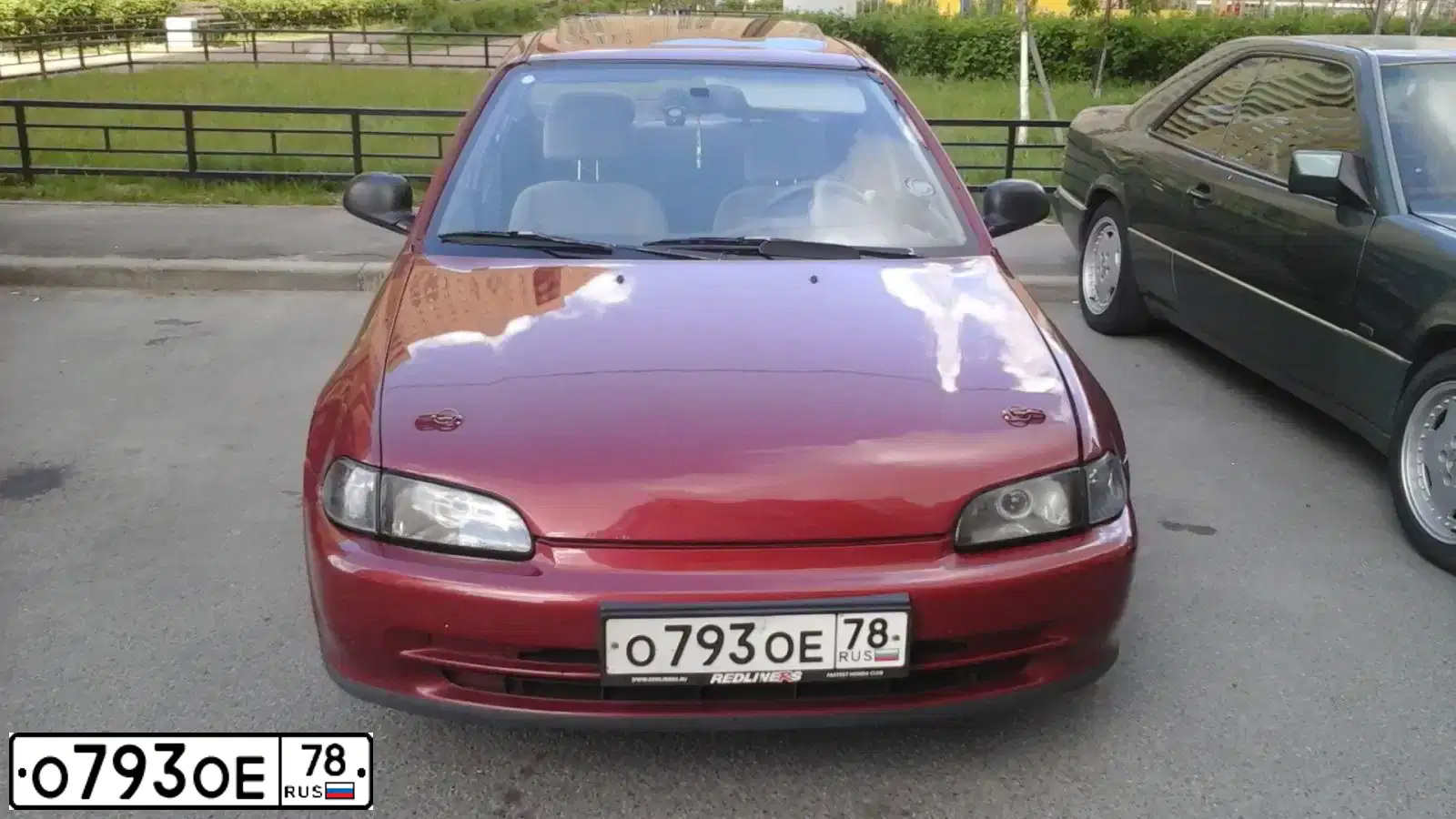 Фото автомобиля HONDA CIVIC, 1993 — госномер О793ОЕ78. Цвет: ВИШНЕВЫЙ