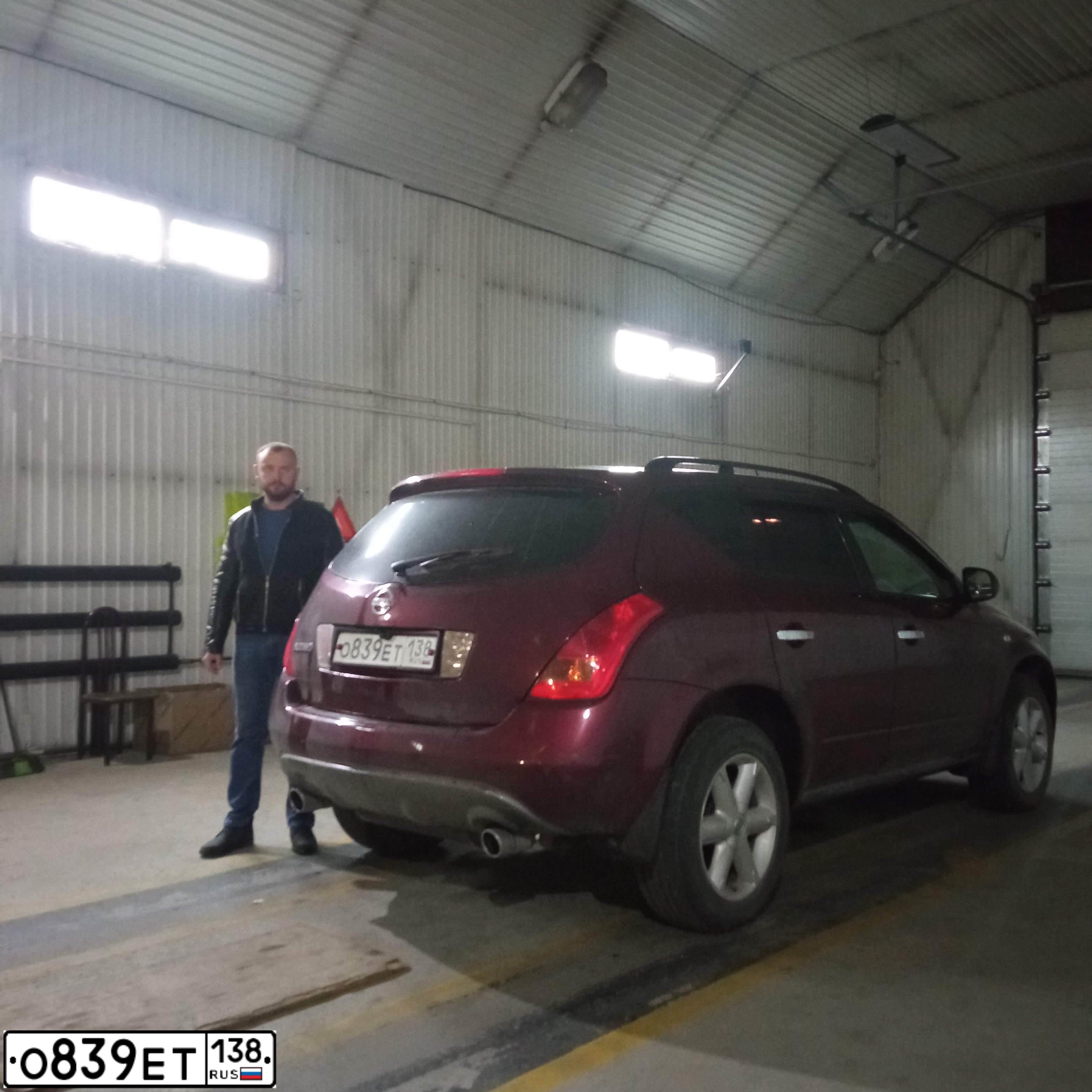 Фото автомобиля NISSAN MURANO, 2006 — госномер Н381КУ138. Цвет: КРАСНЫЙ ТЕМНЫЙ
