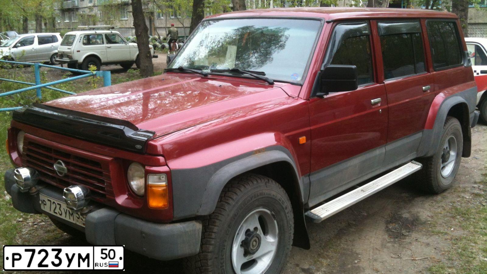 Фото автомобиля LADA 2105, 2000 — госномер Р723УМ50. Цвет: СИНЕ ЗЕЛЕНЫЙ