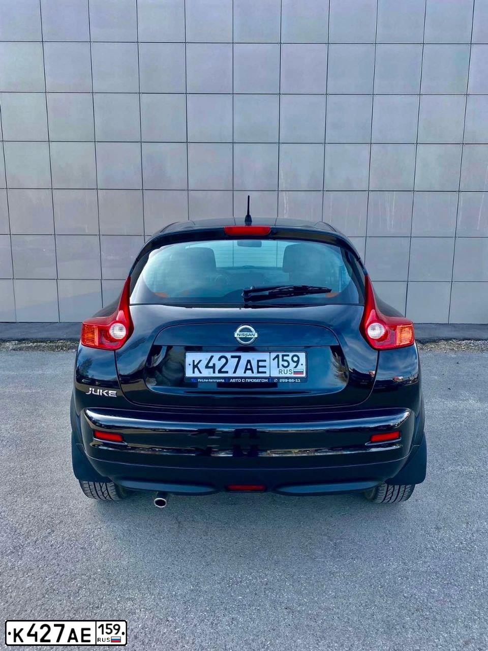 Фото автомобиля NISSAN JUKE, 2014 — госномер К427АЕ159. Цвет: ЧЕРНЫЙ