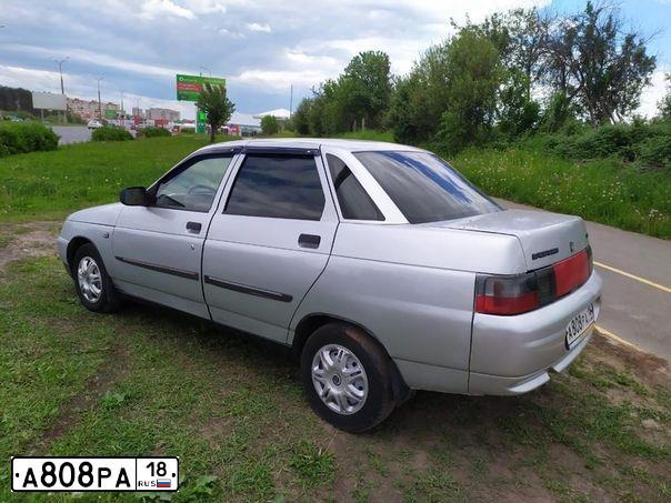 Фото автомобиля LADA 2110, 2006 — госномер А693РТ18. Цвет: СВЕТЛО-СЕРЕБРИСТЫЙ МЕТАЛЛ