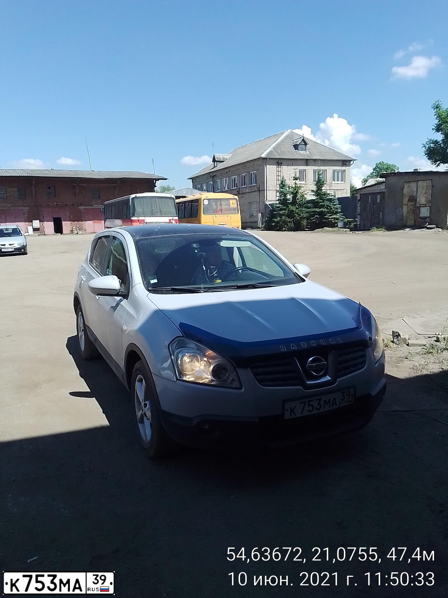 Фото автомобиля NISSAN QASHQAI, 2007 — госномер К753МА39. Цвет: СЕРЕБРИСТЫЙ